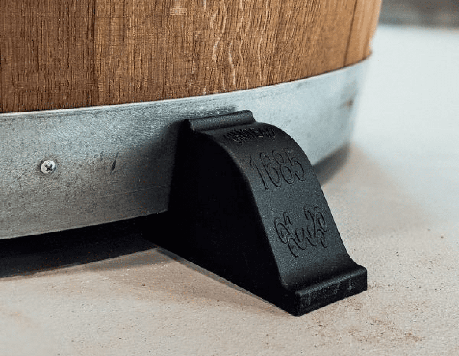 Barrel Feet Features